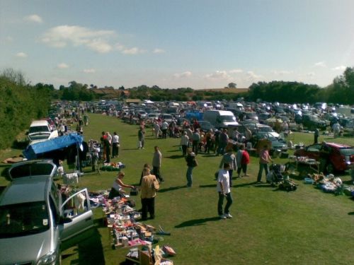 Car boot, Church Street